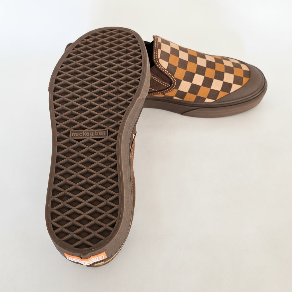 Mickey Bull Budju premium slip-on